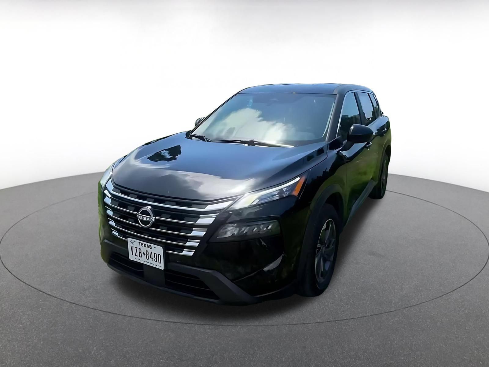 Used 2025 Nissan Rogue SV FWD image 6