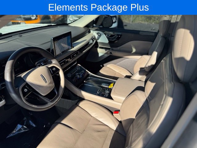 Used 2020 Lincoln Aviator Reserve w/ Equipment Group 202A AWD/4WD image 16