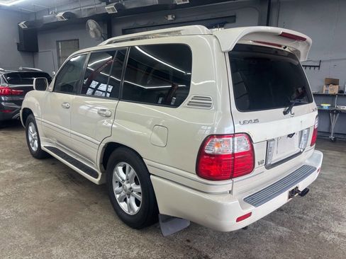 Used 2005 Lexus LX 470 4WD image 3
