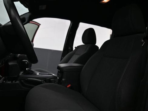 Used 2019 Toyota Tacoma TRD Off-Road image 11