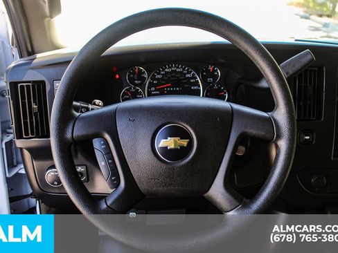 Used 2025 Chevrolet Express 3500 LT w/ LT Preferred Equipment Group RWD image 22