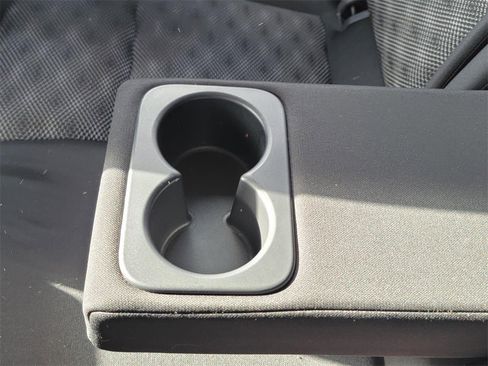 Certified 2022 Nissan Rogue Sport SV image 21