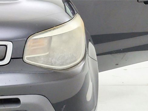 Used 2015 Kia Soul image 18