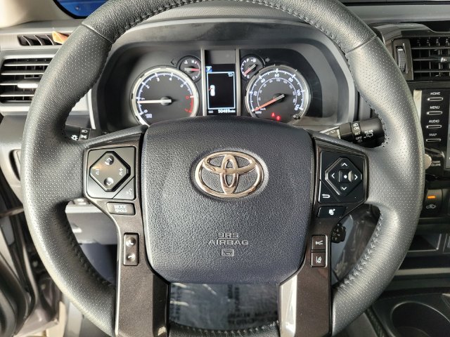 Used 2022 Toyota 4Runner TRD Off-Road Premium w/ TRD Black Wheel Package (TMS) AWD/4WD image 23