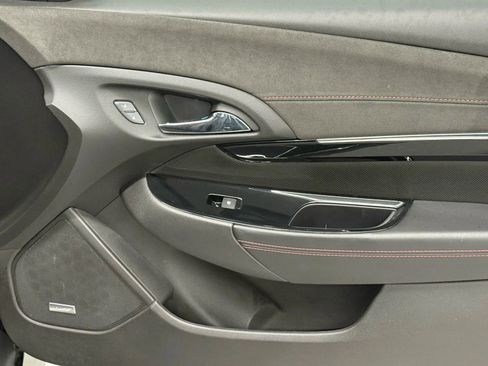 Used 2017 Chevrolet SS image 21