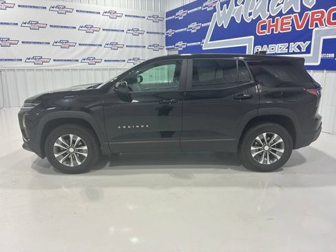 Used 2026 Chevrolet Equinox LT AWD/4WD image 3