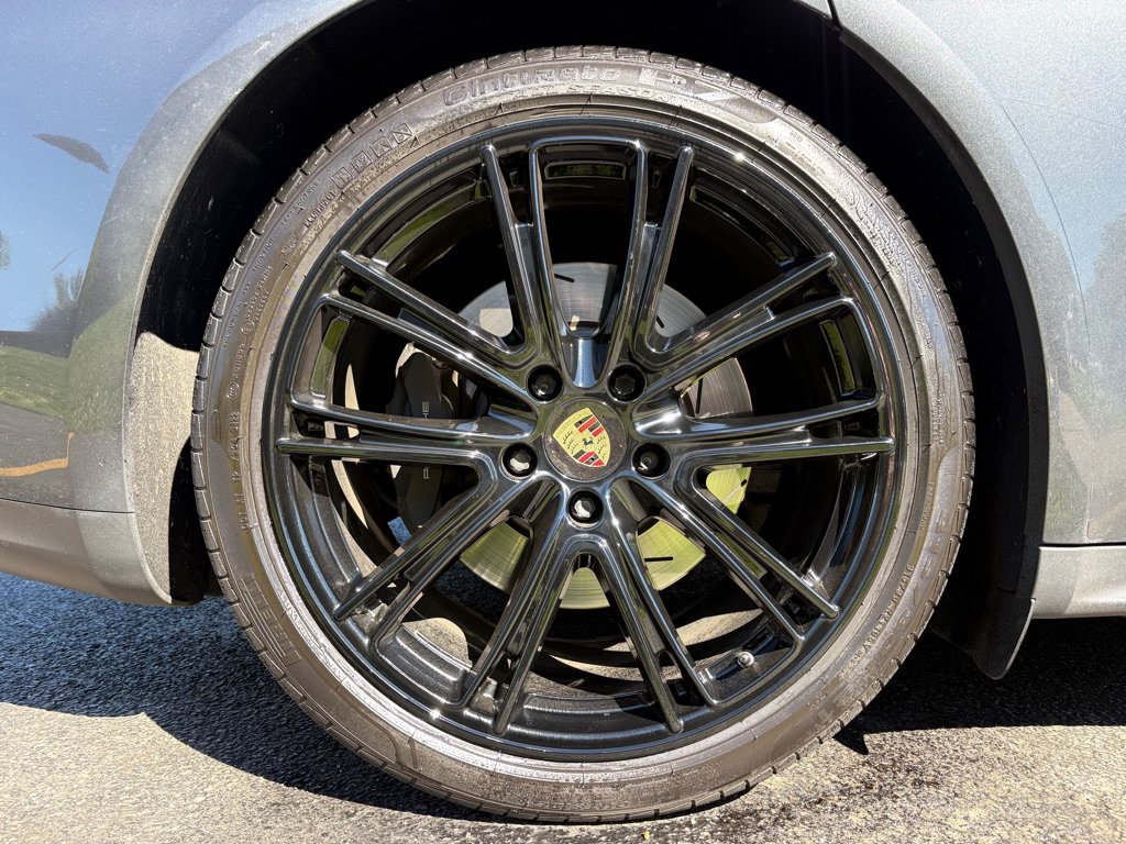 Used 2019 Porsche Panamera 4 AWD/4WD image 15