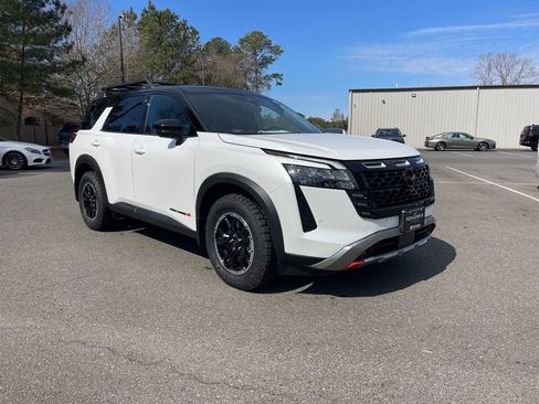 New 2026 Nissan Pathfinder Rock Creek w/ Rock Creek Premium Package image 4