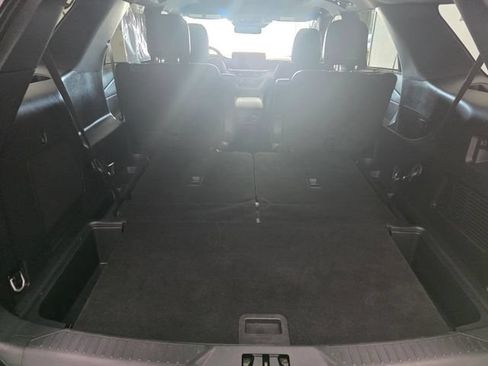 Used 2025 Ford Explorer ST AWD/4WD image 8