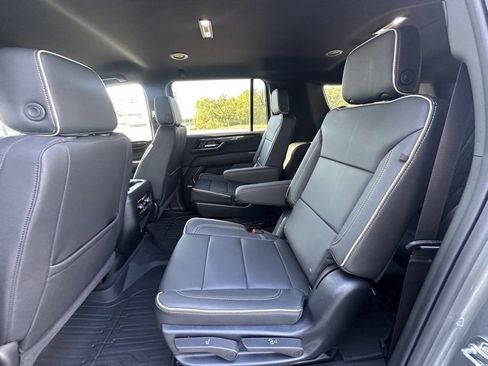 New 2026 GMC Yukon XL Elevation w/ LPO, Floor Liner Package image 22