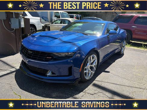 Used 2019 Chevrolet Camaro LT w/ RS Package RWD image 1