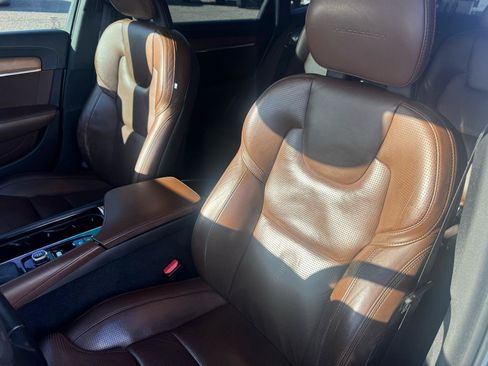 Used 2018 Volvo S90 T6 Inscription w/ Convenience Package AWD/4WD image 28