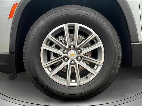 Certified 2023 Chevrolet Traverse LT image 34