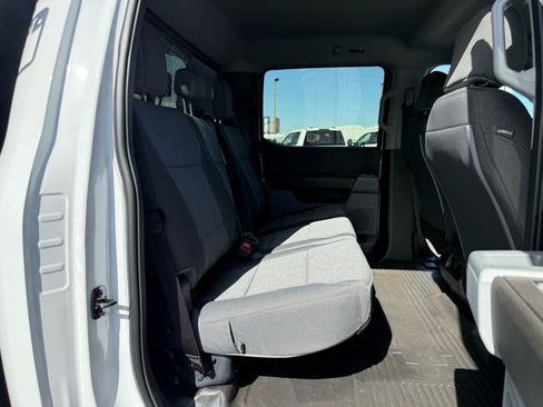 New 2026 Ford F550 4x4 Crew Cab image 23