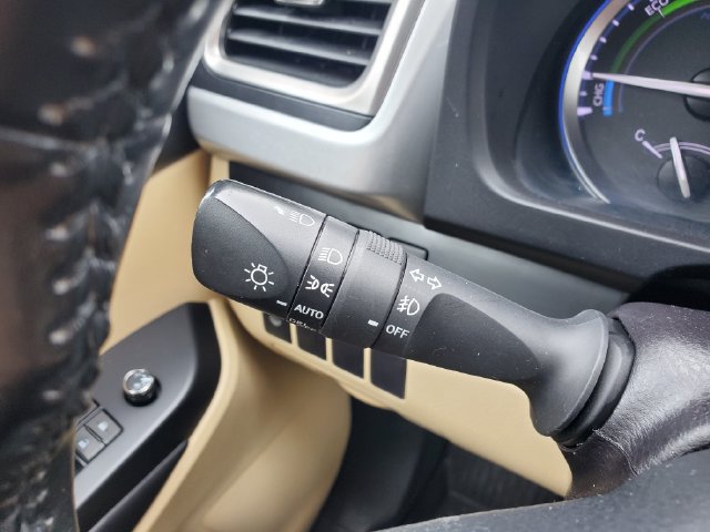 Used 2017 Toyota Highlander XLE AWD/4WD image 20