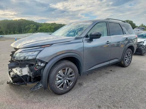 Used 2026 Nissan Pathfinder SV AWD/4WD image 1