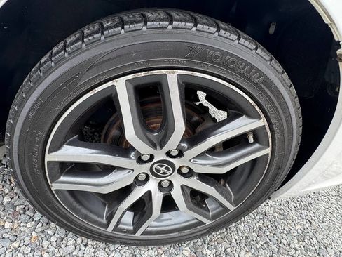 Used 2016 Scion tC FWD image 22