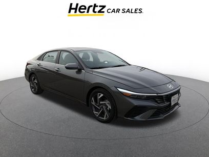 Used 2025 Hyundai Elantra Limited