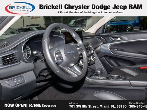 Used 2023 Genesis G70 2.0T image 14