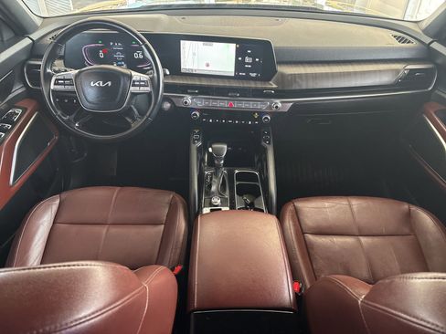 Used 2023 Kia Telluride EX image 18
