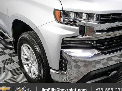 Certified 2021 Chevrolet Silverado 1500 LT AWD/4WD image 31