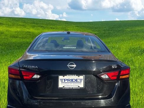 Used 2023 Nissan Altima 2.5 SV image 40