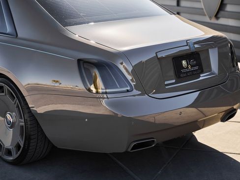 Used 2025 Rolls-Royce Ghost image 11