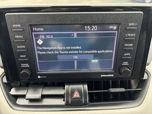 Used 2021 Toyota RAV4 XLE image 19