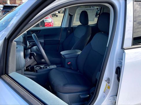 New 2025 Ford Maverick XL image 9