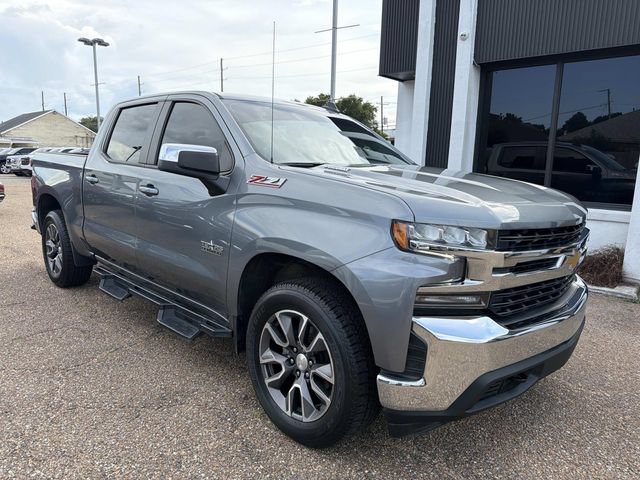 Used 2022 Chevrolet Silverado 1500 LT AWD/4WD image 4
