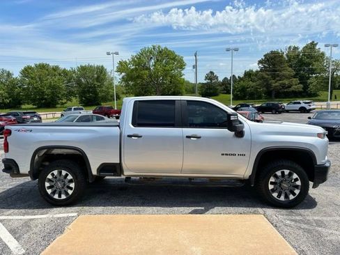 Used 2023 Chevrolet Silverado 2500 Custom w/ Custom Value Package AWD/4WD image 5