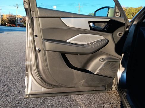 Used 2025 Acura MDX FWD w/ Technology Package image 35