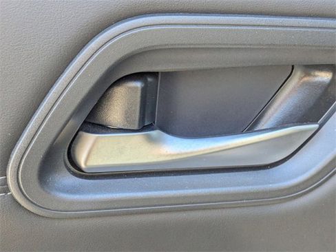 Used 2023 Nissan Rogue SL w/ SL Premium Package image 27