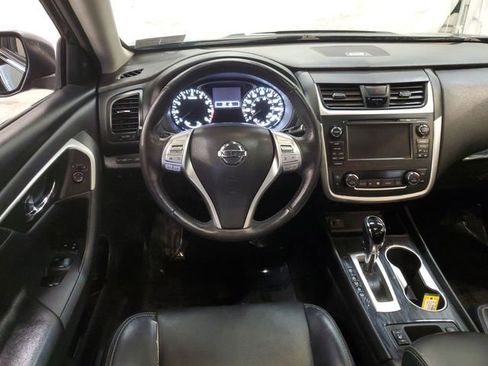 Used 2016 Nissan Altima 2.5 SL w/ 2.5 Technology w/LED Package image 14