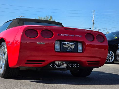 Used 2003 Chevrolet Corvette Convertible w/ Preferred Equipment Group1 RWD image 8
