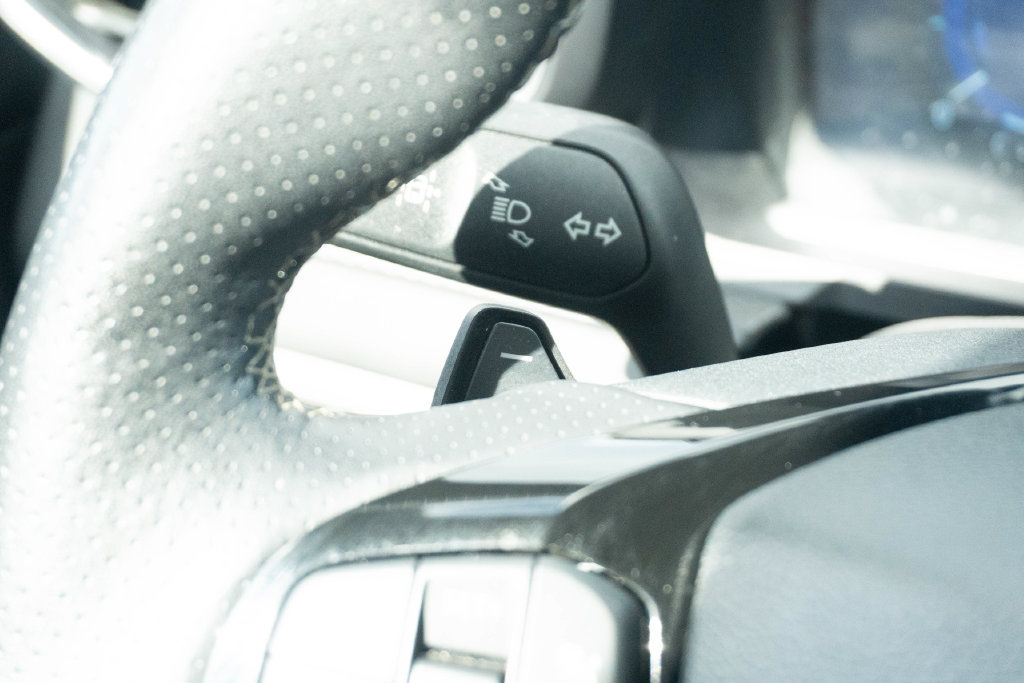 Used 2023 Ford Explorer ST RWD image 38
