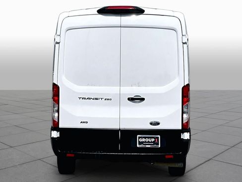 Used 2023 Ford Transit 250 Medium Roof AWD image 5