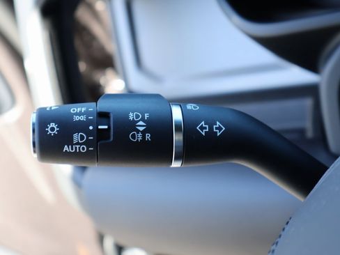 New 2026 Land Rover Defender 110 image 40