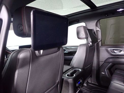 Used 2023 Chevrolet Tahoe RST image 9