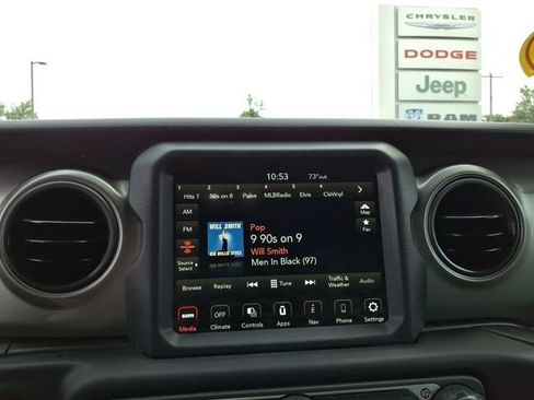 Used 2022 Jeep Wrangler Unlimited Sport w/ Sun And Sound Package AWD/4WD image 25