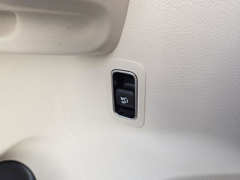 New 2026 Mercedes-Benz GLB 250 4MATIC image 24