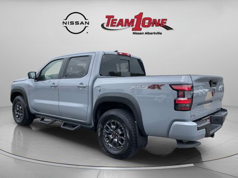Used 2023 Nissan Frontier PRO-4X w/ Pro-4X Premium Package AWD/4WD image 6