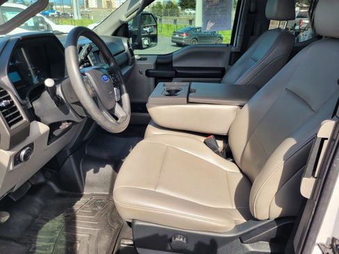 Used 2020 Ford F350 XL w/ Power Equipment Group image 18