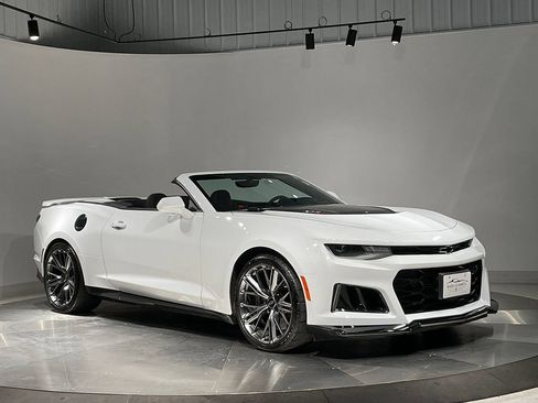 Used 2023 Chevrolet Camaro ZL1 RWD image 85