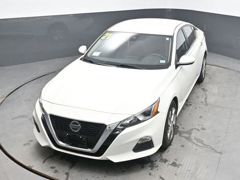 Used 2021 Nissan Altima 2.5 S FWD image 24