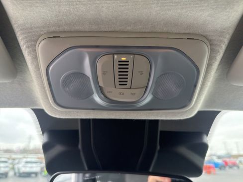 Used 2024 RAM ProMaster 2500 image 38