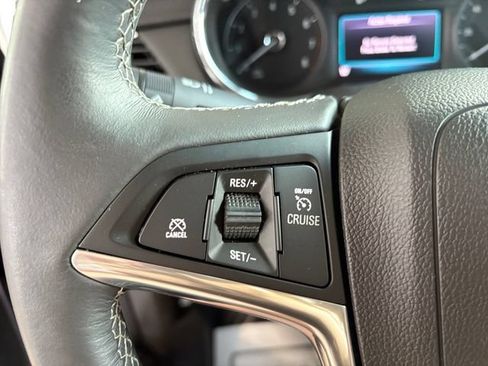 Used 2022 Buick Encore Preferred w/ Safety Package AWD/4WD image 20