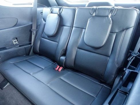 Used 2023 Ford Explorer XLT w/ Equipment Group 202A image 29