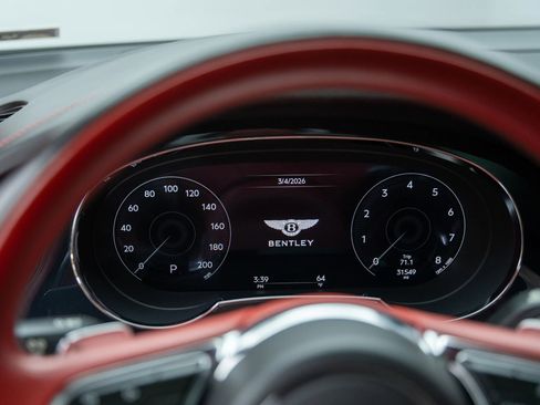 Used 2021 Bentley Bentayga w/ First Edition Specification image 35