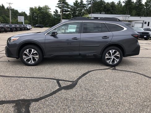 Used 2022 Subaru Outback Limited XT AWD/4WD image 6